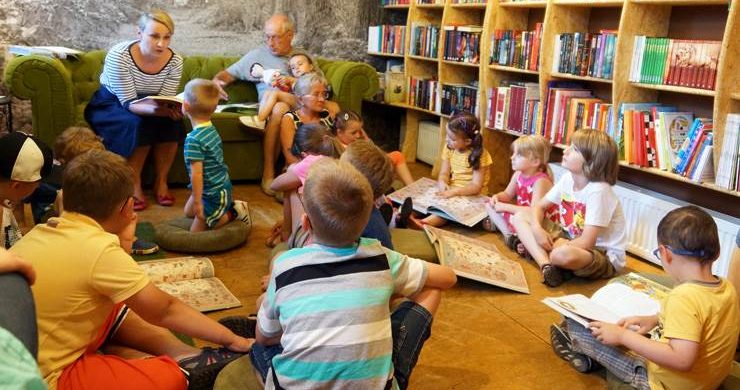 Baśniowe spotkania w księgarni dziecięcej Drzewiec